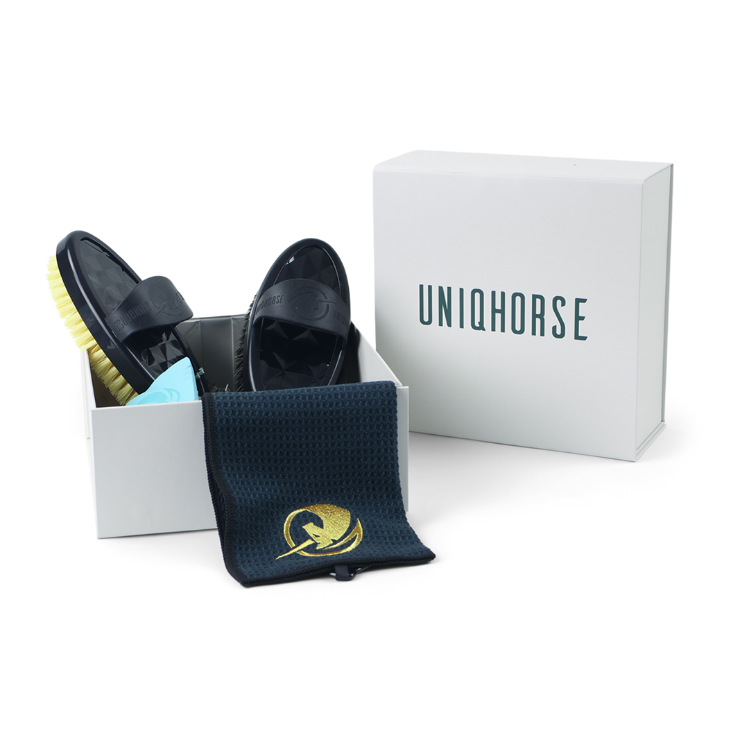 Geschenkset mit Kardätsche und Wurzelbürste